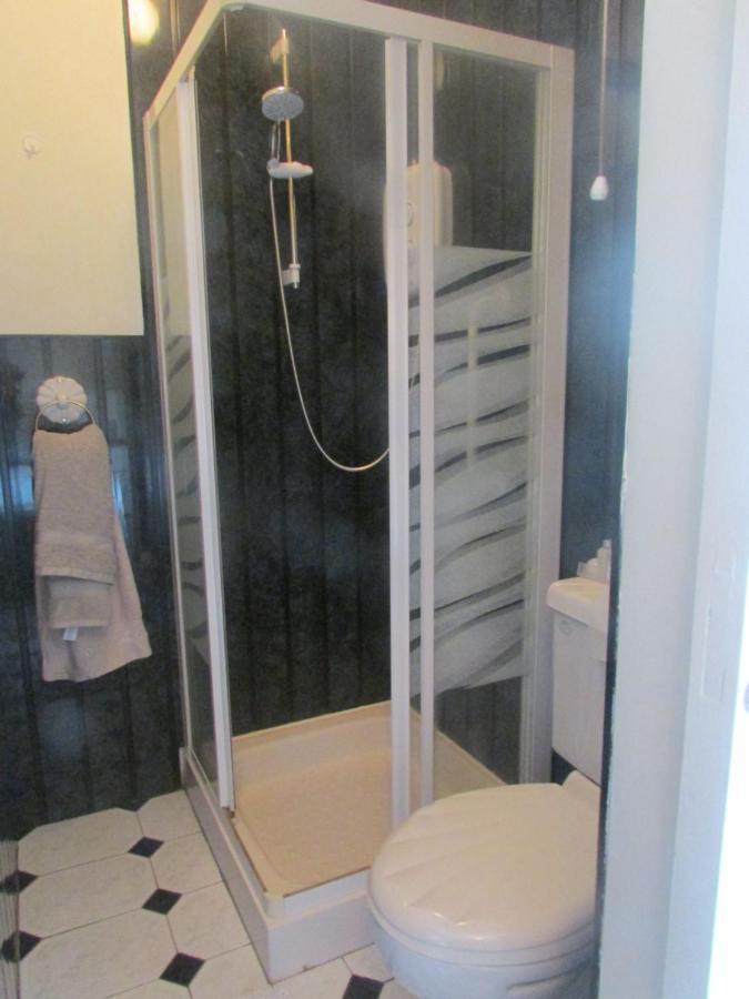 The Yellow Rose B&B Belderg Bagian luar foto