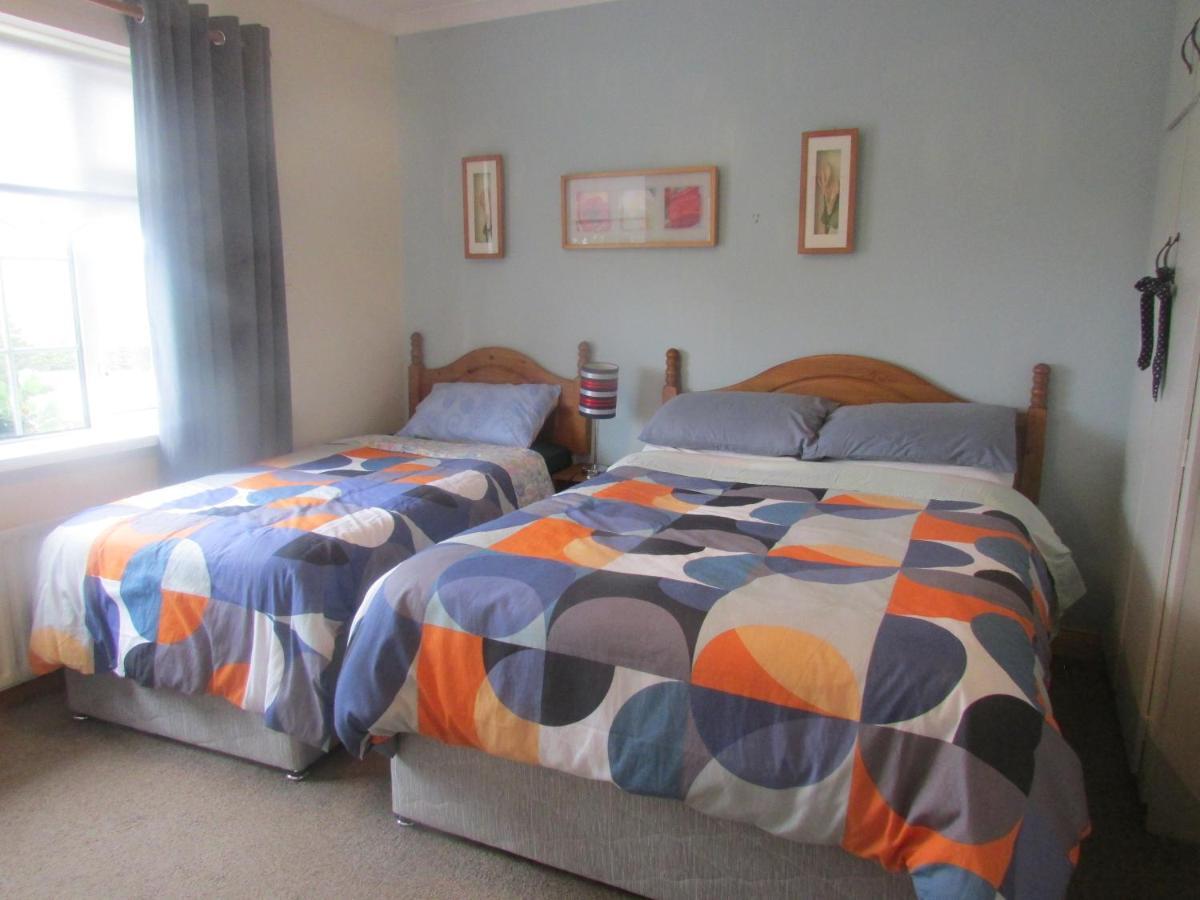 The Yellow Rose B&B Belderg Bagian luar foto
